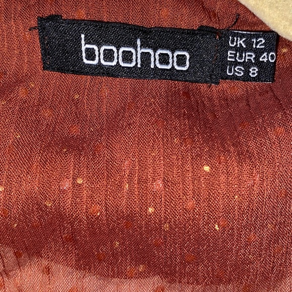 Boohoo Tie Waist Rust Color Blouse Size 8 - Picture 5 of 6